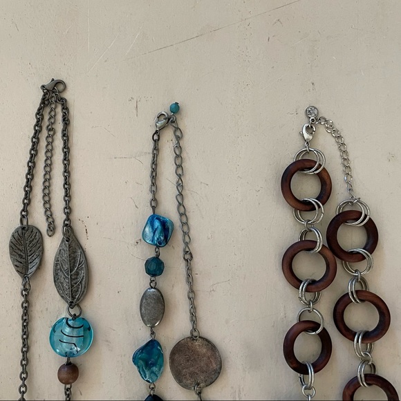 3 Color-Coordinated Necklaces - Picture 7 of 7